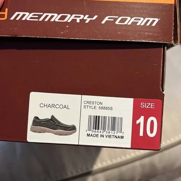 Men’s Skechers size 10 charcoal, gray loafers new in the box’d